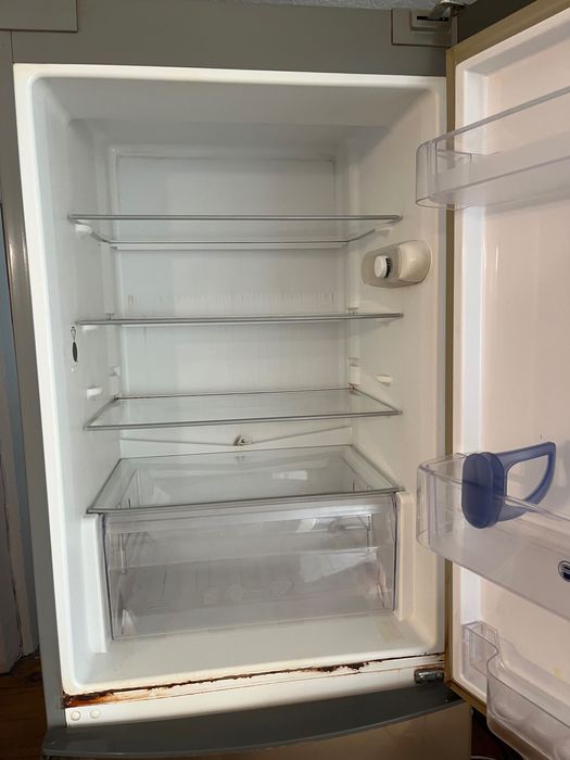 Хладилник Whirlpool