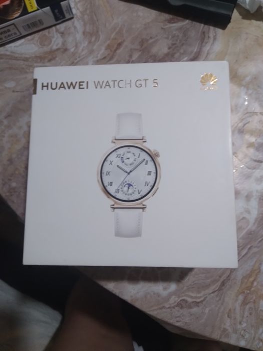 Смарт часовник HUAWEI