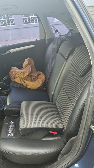 Mercedes Benz b-class
