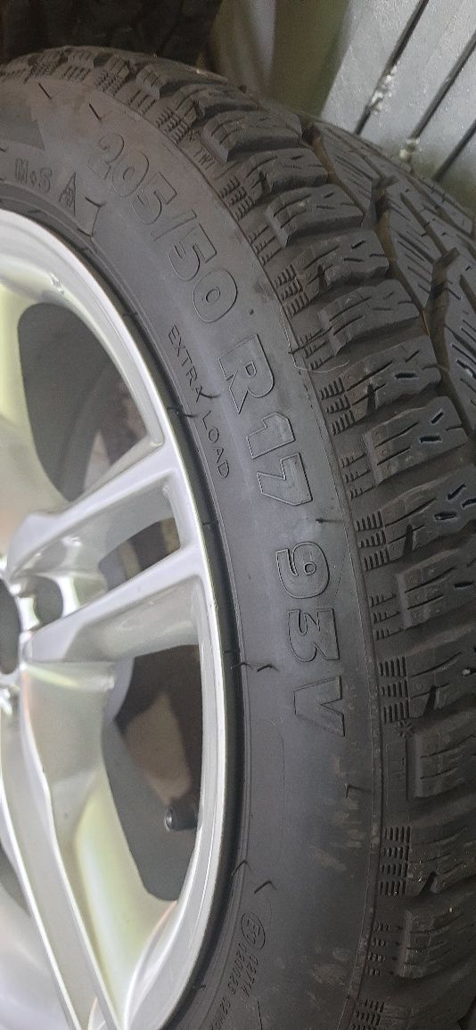 Jante aliaj r 17 anvelope în stare foarte bună