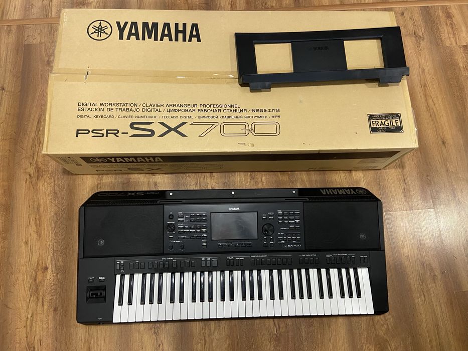 Yamaha PSR-Sx700