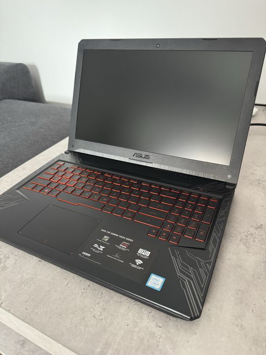 Vând laptop de gaming ASUS FX504GM