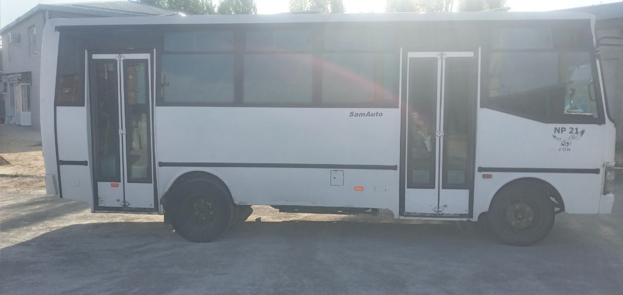 Avtobus isuzu mexanika