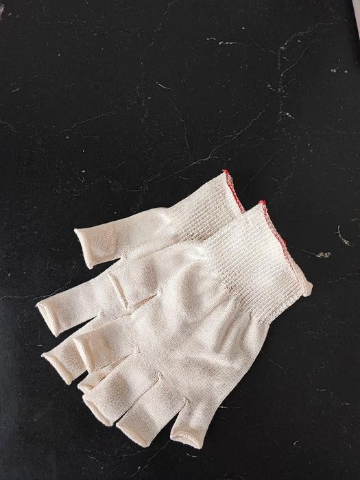 Cel ma Ieftin.!Vând manusi cu degete și mănuși universale din bumbac.