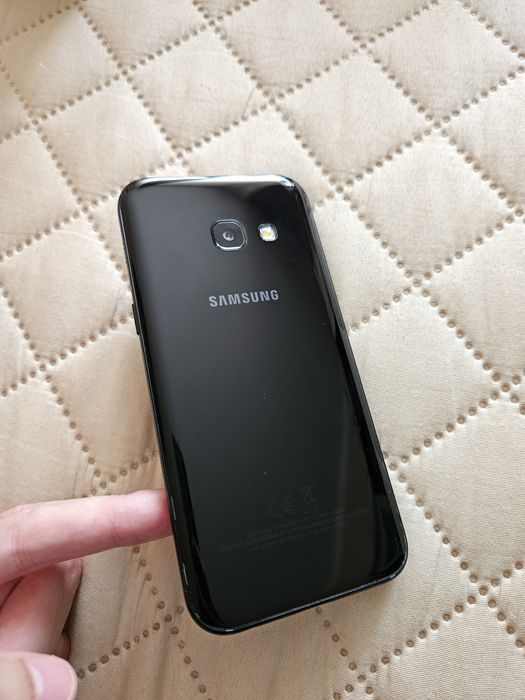 Samsung Galaxy A3 2017