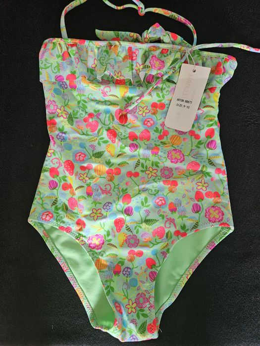 Бански, дрехи за момиче