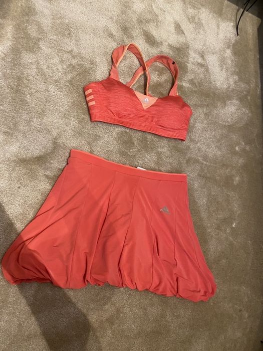 bustiera Adidas marime M