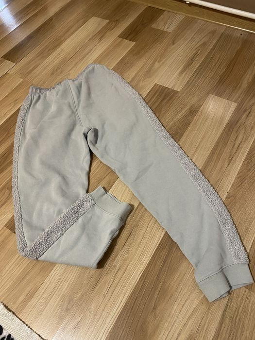 Pantaloni Nike