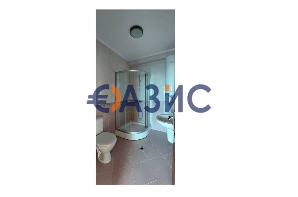 Продава се Четиристаен апартамент в Свети Влас - 247 кв.м за 1008 €/кв.м - Снимка #9