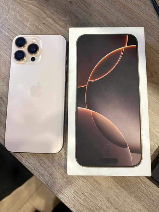 iPhone 16 Pro Max Gold 256 Gb