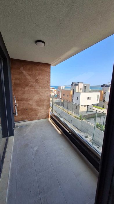 Продава се Двустаен апартамент в Бургас, Крайморие - 61 кв.м за 1381 €/кв.м - Снимка #4