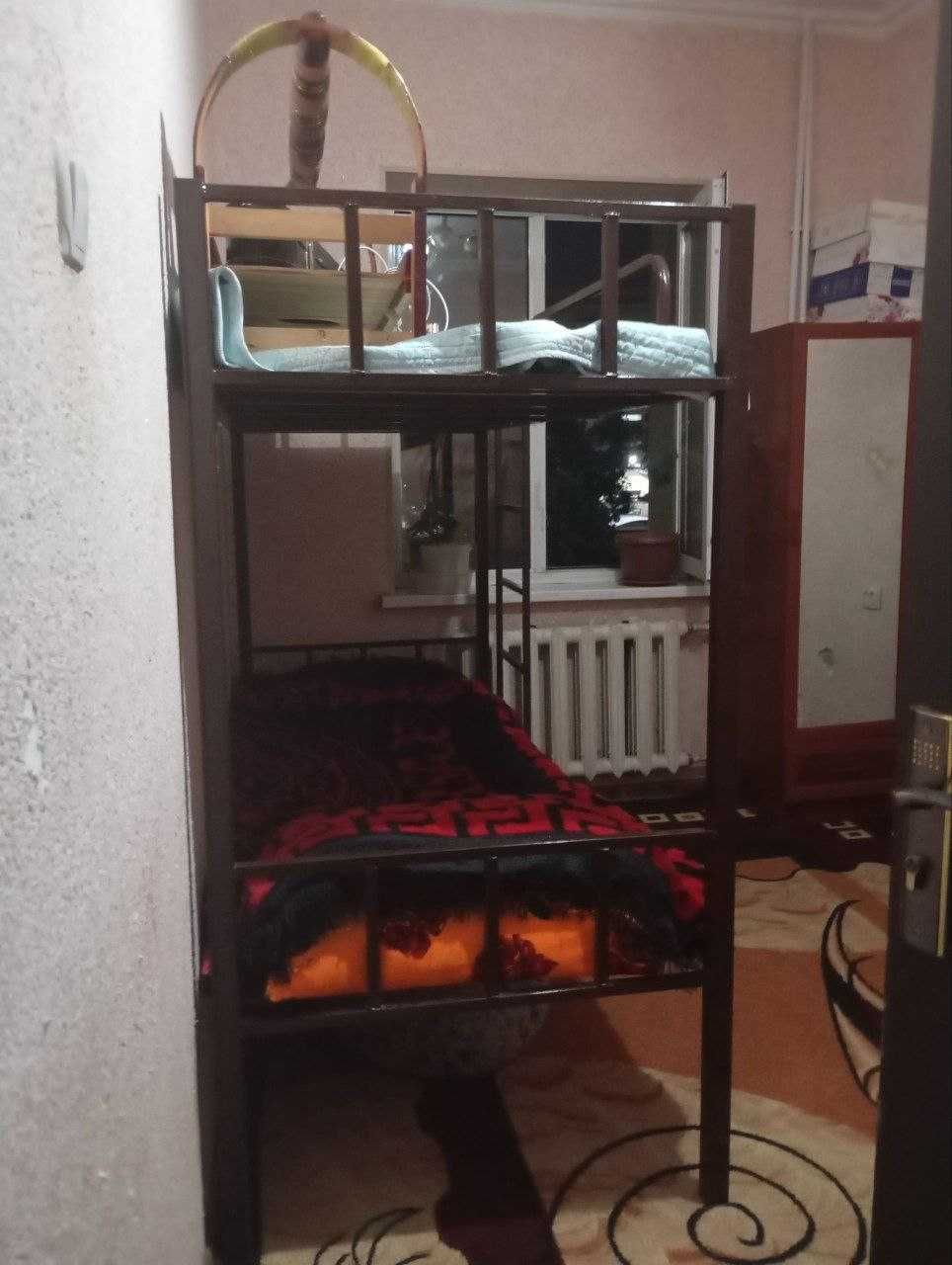СРОЧНО !!! Продается квартира в Яшнабаде 2/2/5 (60 кв/м ) Авиасозлар 1