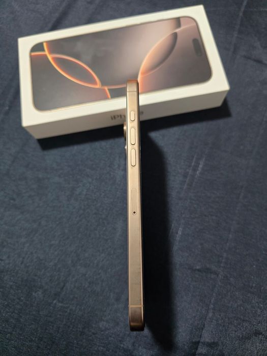 iPhone 16 Pro Max – Desert Titanium, 256GB