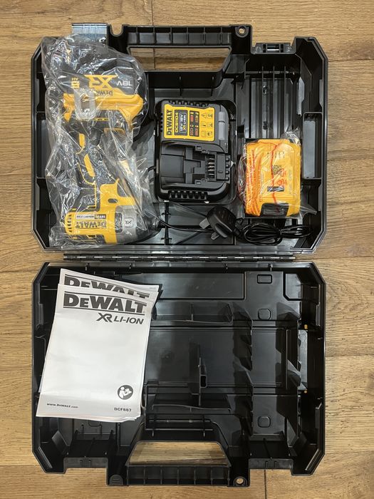 dewalt винтоверт.
