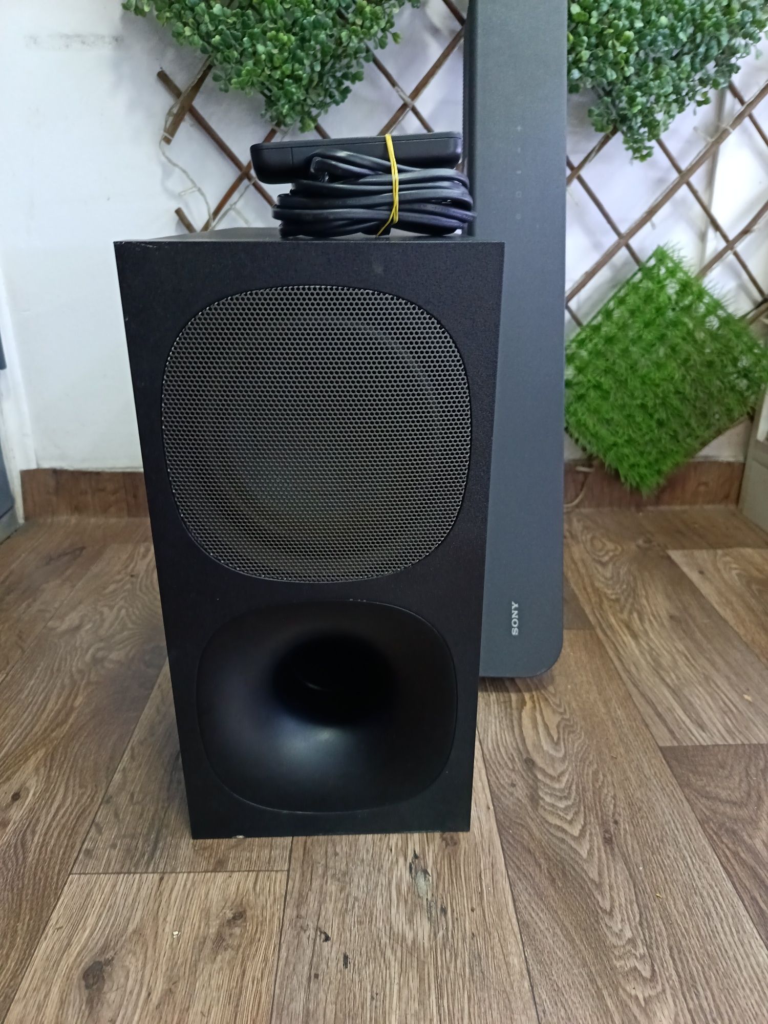 SoundBar 2.1inch Sony HT-S400 330W bluetooth +subwoofer