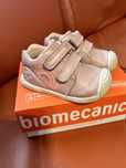Обувки Biomecanics номер 20