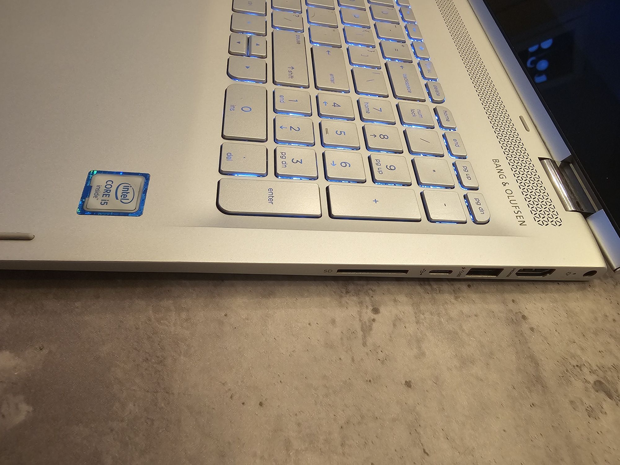 Laptop touch-screen i5 ssd cabina foto oglinda foto