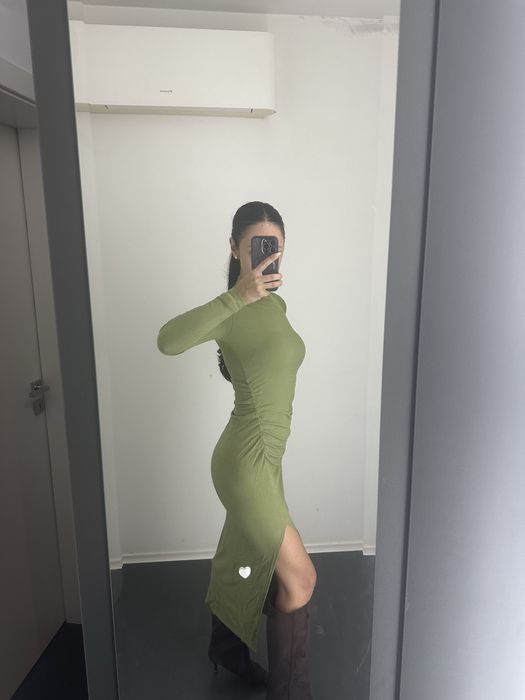 Рокля по тялото Bershka