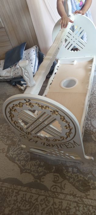 Бесік,в хорошем состоянии и качество .