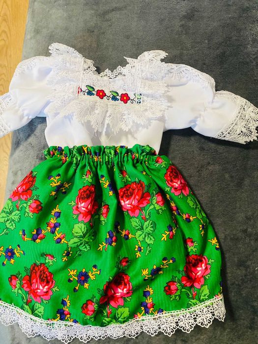 Costume tradiționale maramureșeane