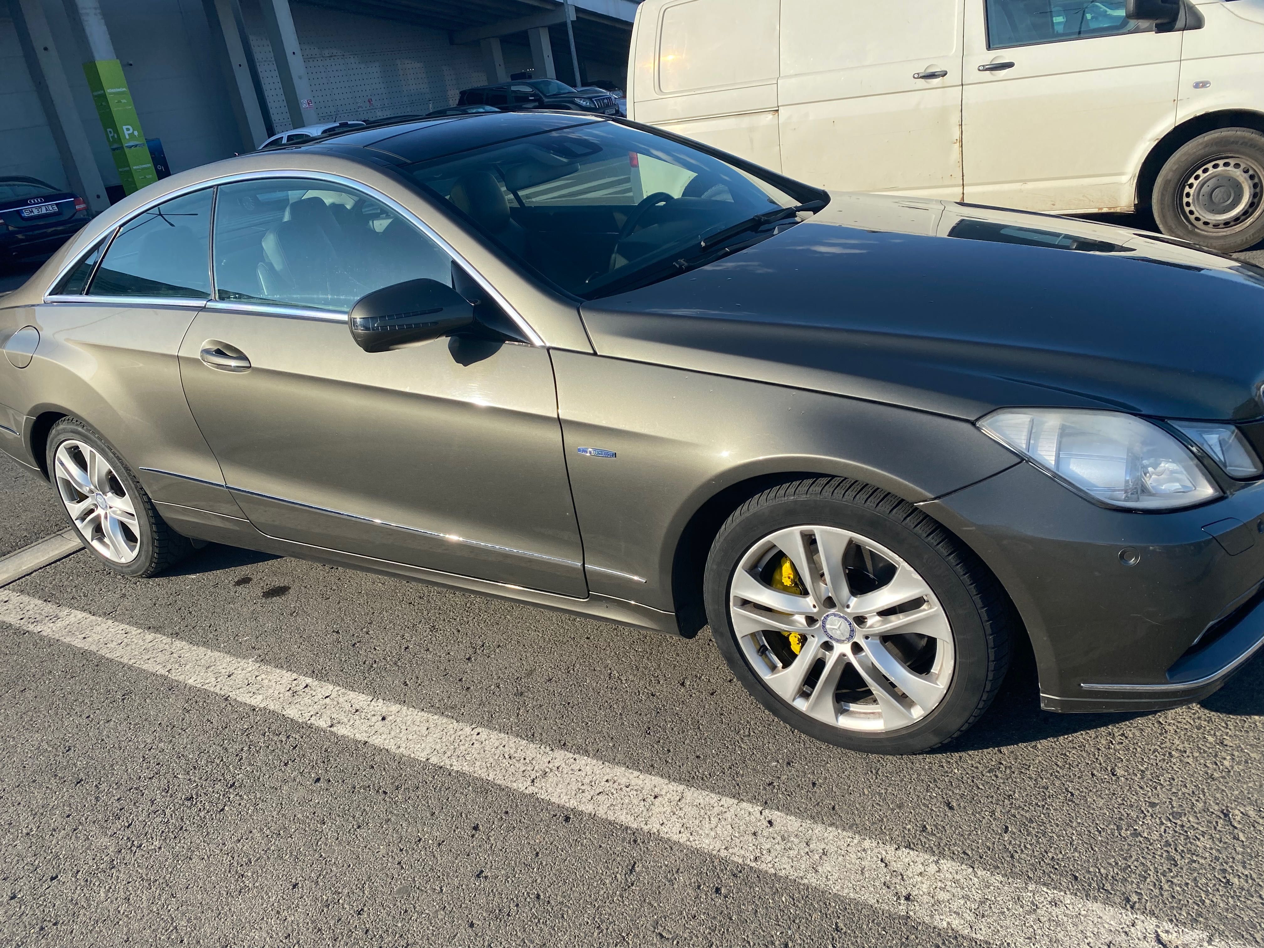 Mercedes Benz2009