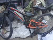 Vând bicicletă full suspension