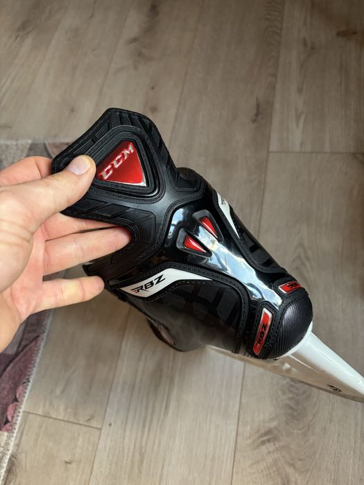 patine hochei  hockey CCM RBZ  44.5 nu Bauer Easton RBK