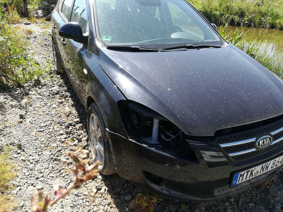 Dezmembrez/Piese Kia Ceed 1.6 CRDI Euro 4 2008 Kombi