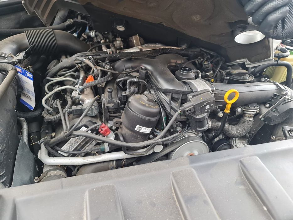 Dezmembrez audi q7 s-line 3.0tdi 2014 euro5 cod motor CRC