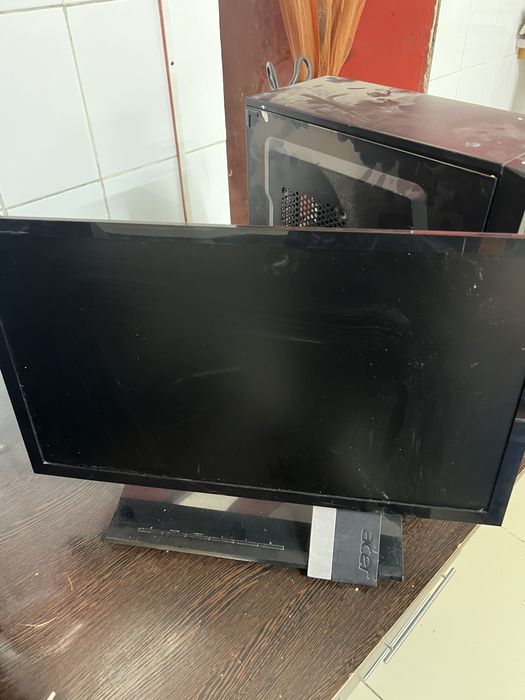 Продается 2 компьютеры комплект