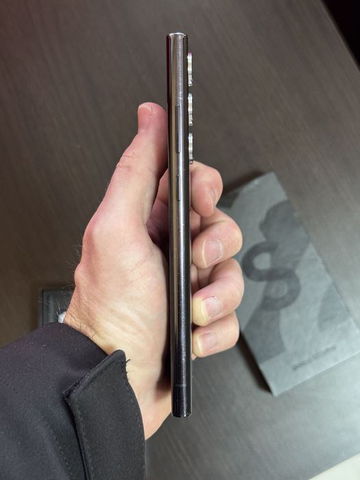 Samsung S22 Ultra 256GB / 12GB RAM / Phantom Black