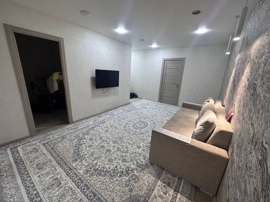 Собственник продам срочно 2/3-комн. Квартиру, чланзор-1, дом 2, 3 этаж