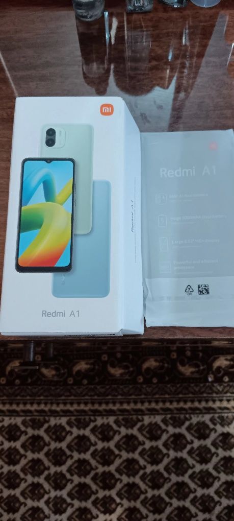 Продавам Xiaomi Redmi a1