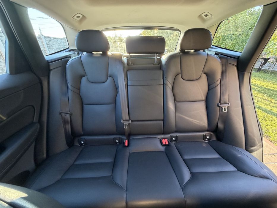 Vand Volvo XC60 2018 D5 AWD Inscription 235 CP