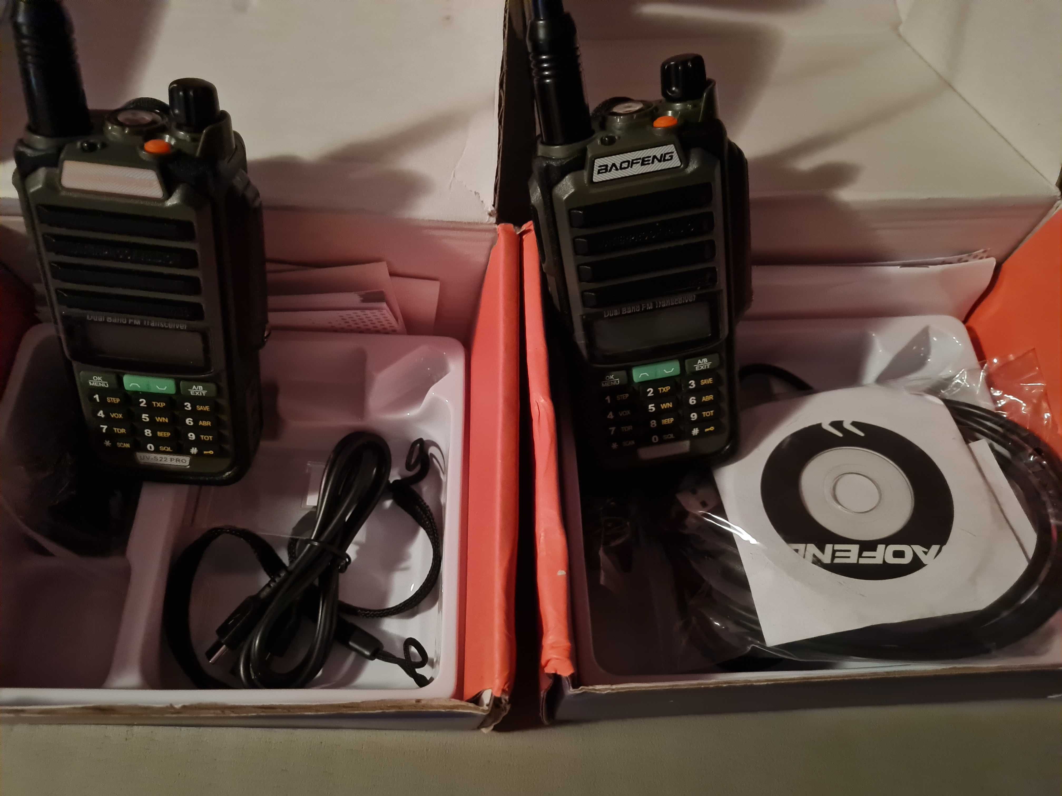 x2 Baofeng UV-S22 Pro  IP68 Walkie Talkie 10-20 km incarcare USB