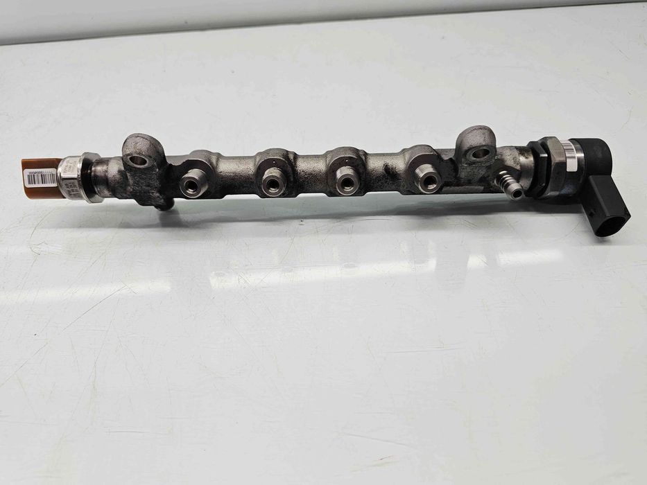 Rampa injectoare Volkswagen Golf 6 (5K1) [Fabr 2009-2013] R03L125C 2.0