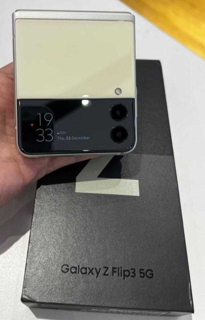 Samsung Galaxy Z Flip 3, гаранция до юли, 2024 г.