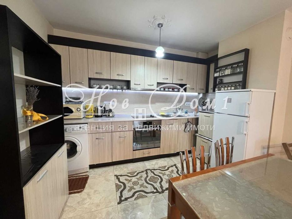 Дава се под наем Двустаен апартамент в Варна, Левски - 65 кв.м за 561 € - Снимка #4