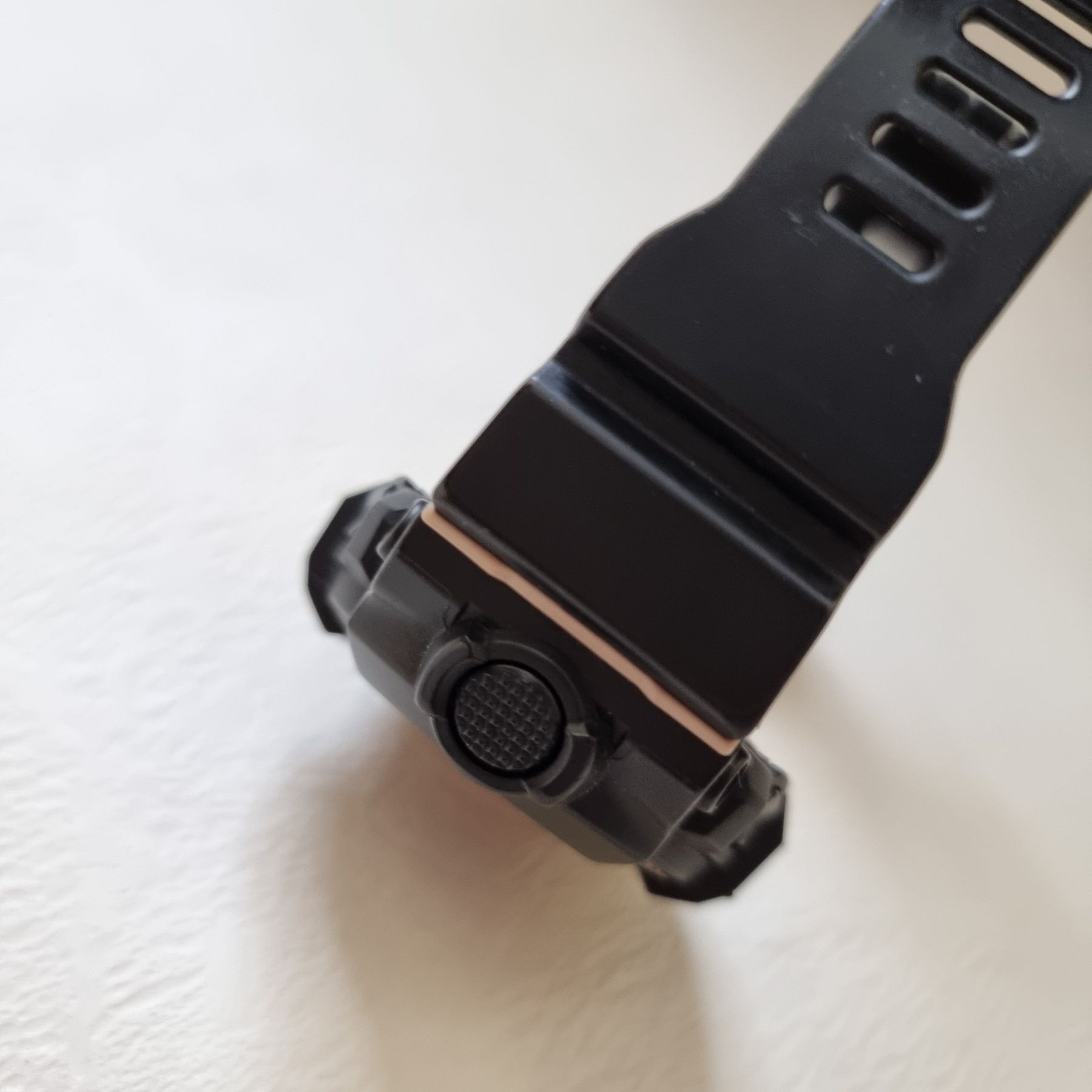 Часовник G-Shock
