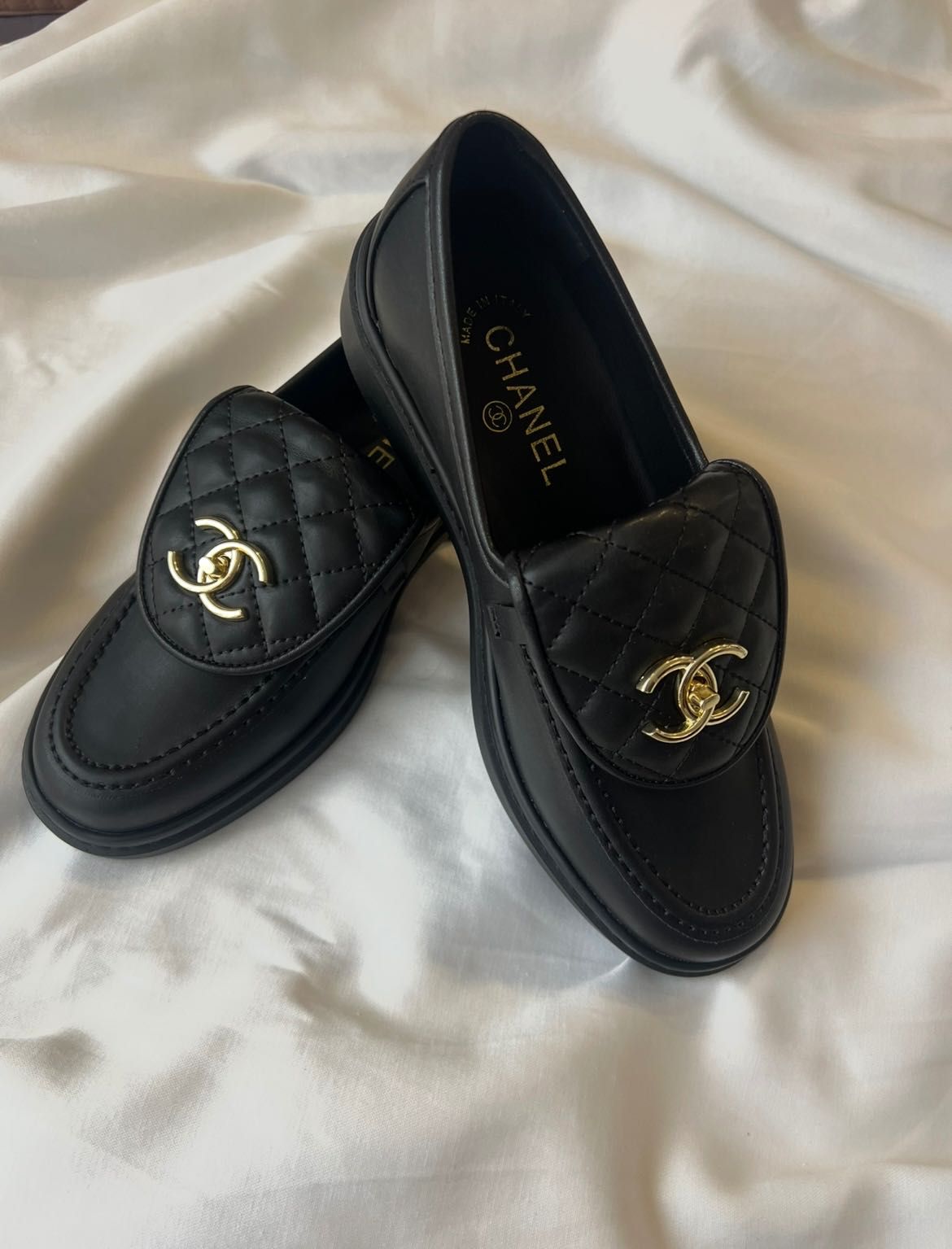 Кожени черни мокасини chanel