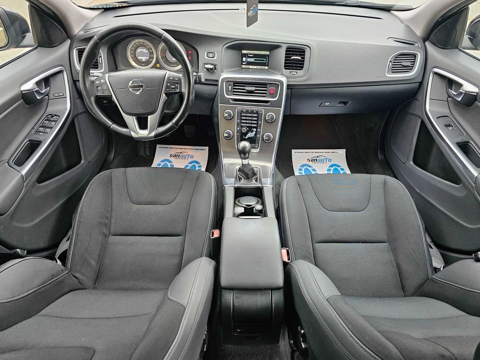 Volvo V60 2012 2.0 D4 163 CP euro 5 / RATE fara avans