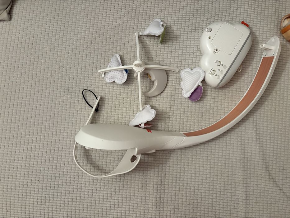 Въртележка за над леглото на Fisher price
