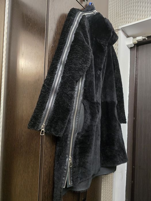 Продам женскую Дубленку MEFI