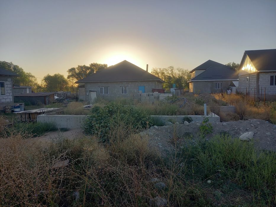 Жер сатылады. Участок продаётся.