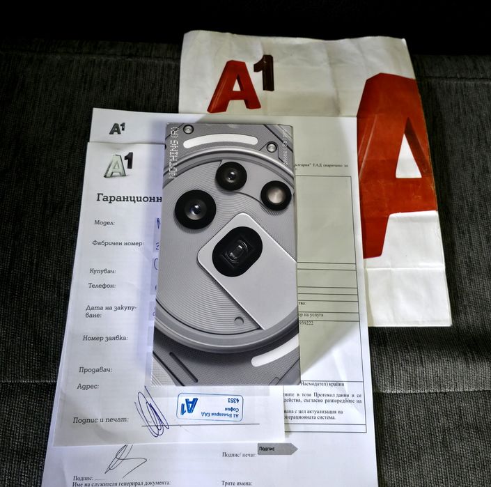 КАТО НОВ 256GB Nothing Phone ( 3a ) Pro Гаранция A1 2027г. Grey | Сив