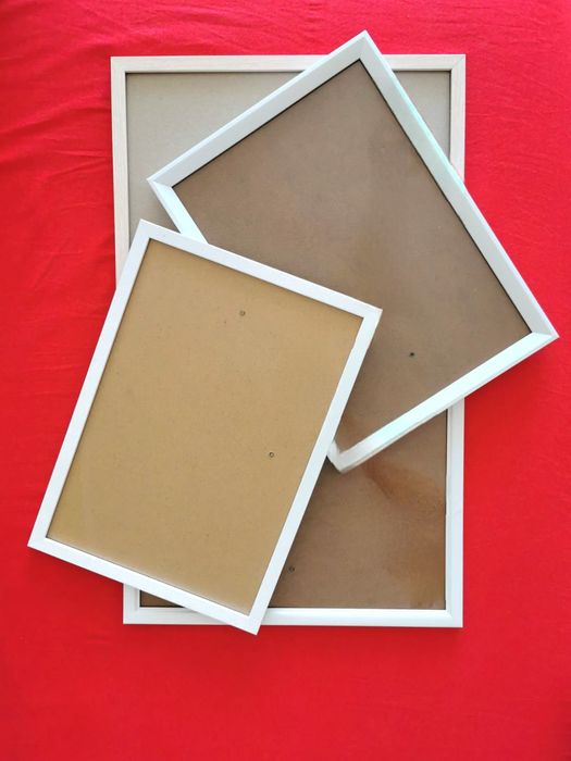 Продам рамки А4, б/у, в отличном состоянии.