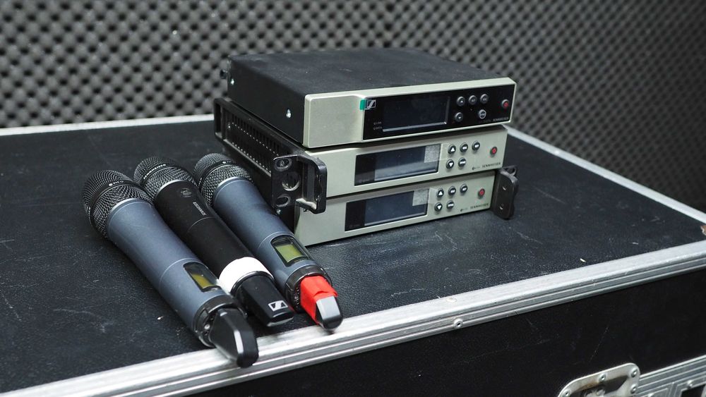 Vand 3 microfoane Sennheiser G4.