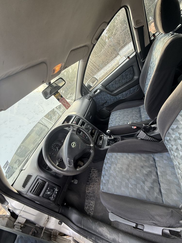 Opel Astra 1.6i САМО НА ЧАСТИ