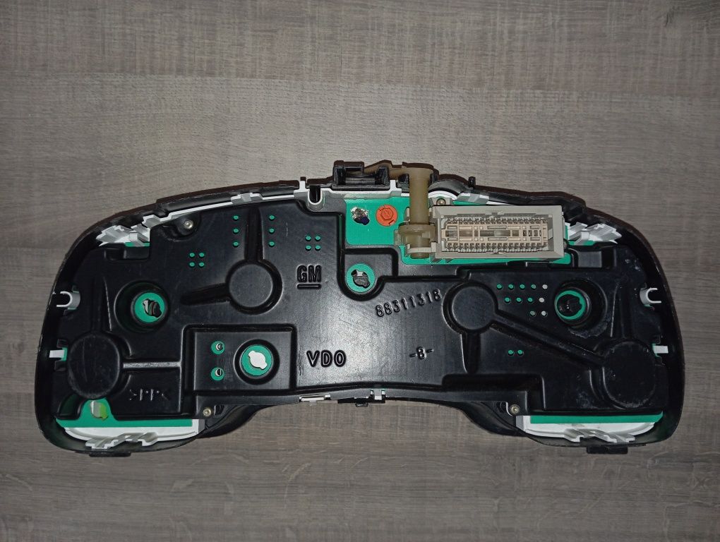Ceasuri de bord Opel Astra g benzină