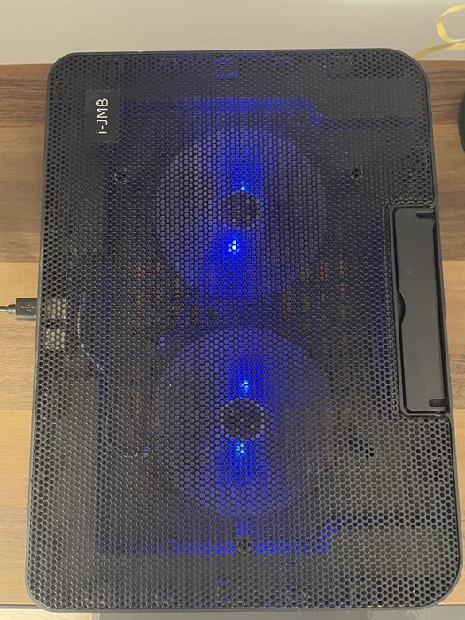 Духалка за лаптоп